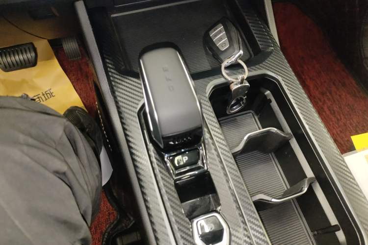 Used Geely Auto Haoyue L 2023 2.0T DCT Prestige Edition
