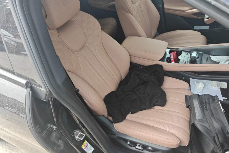 Used BYD Song L EV 2025 Intelligent Driving Version 662 km LiDAR Excellence Edition
