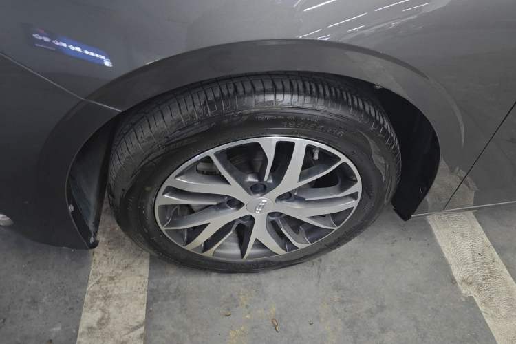 Used Geely Auto Emgrand 2023 4th Generation Champion Edition 1.5L CVT Luxury Model
