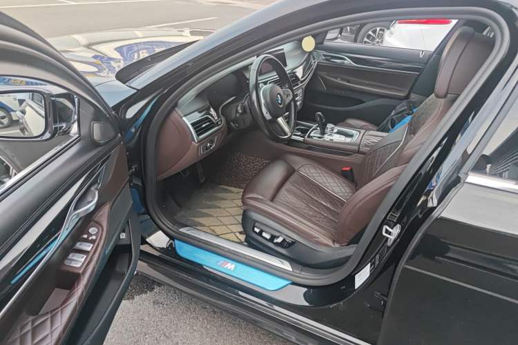 Used BMW 7 Series 2021 740Li Leading Model M Sport Package
