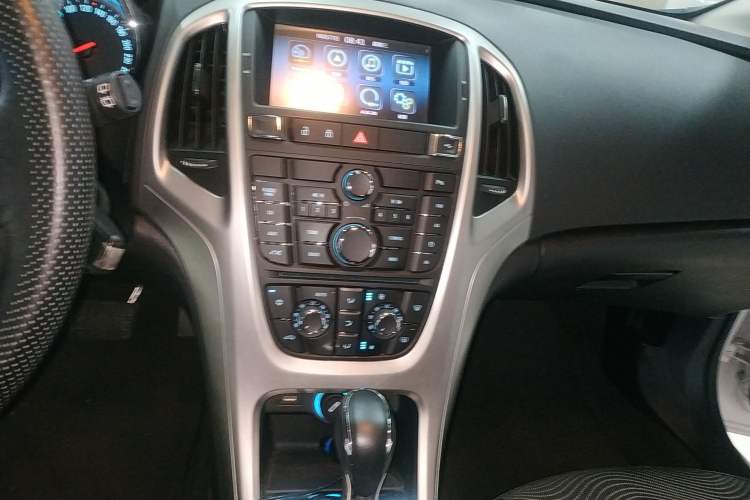 Used Buick GT 2014 XT 1.6L Automatic Fashion Edition
