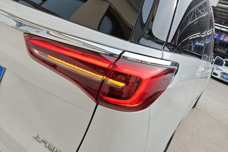 Used Buick GL8 2023 ES Lu Zun Deluxe Model
