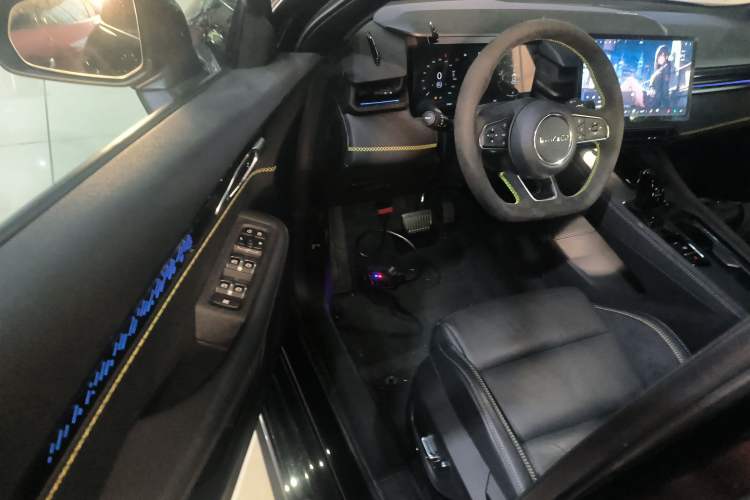 Used Lynk & Co 03 2023 1.5TD DCT JingPro