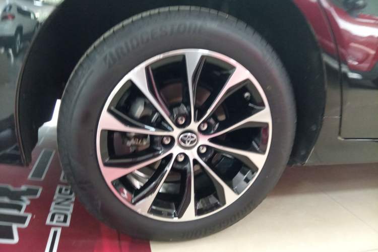 Used Toyota Avalon 2023 2.5L Luxury Edition
