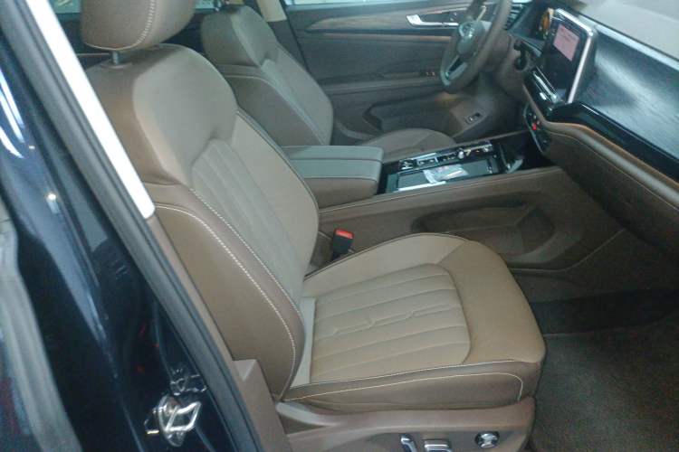 Used Volkswagen Viloran 2023 Revised Version 380TSI Luxury Edition
