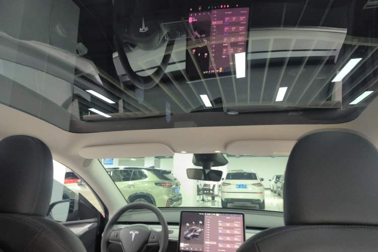 Used Tesla Model Y 2024 Rear-Wheel-Drive Version