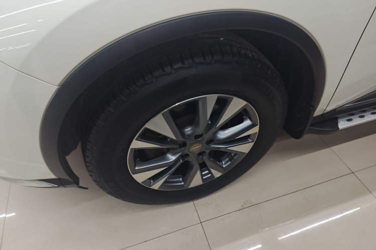 Used Nissan Murano 2021 2.5L XL Two-Wheel Drive Smart Connect Luxury Edition
