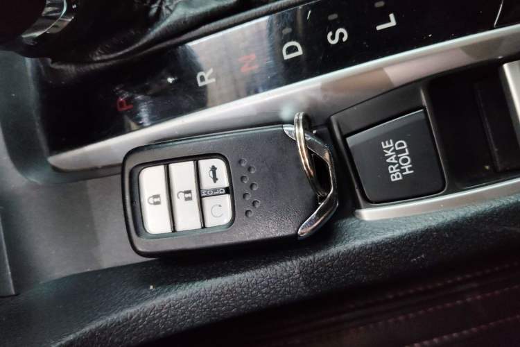 Used Honda Civic 2016 220TURBO CVT Luxury Edition
