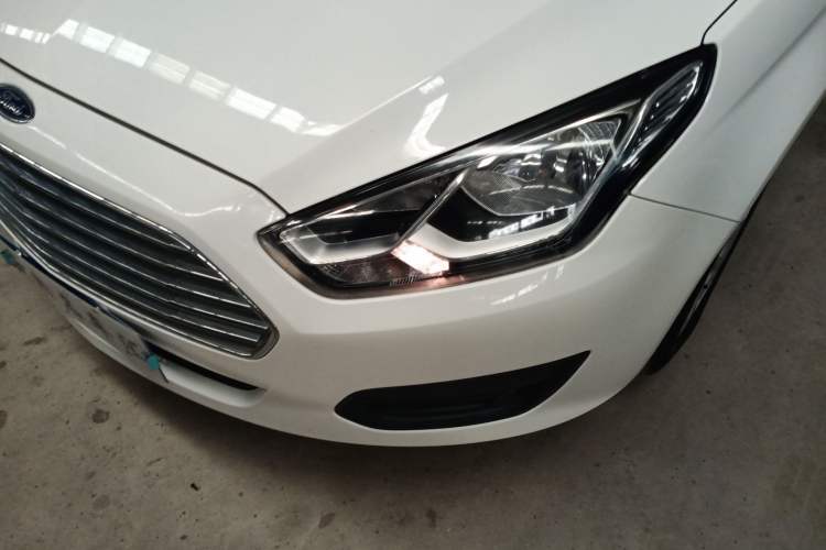 Used Ford Escort 2019 Revised 1.5L Automatic ZhiXiang Version (Tire Pressure Monitoring) China VI Standard
