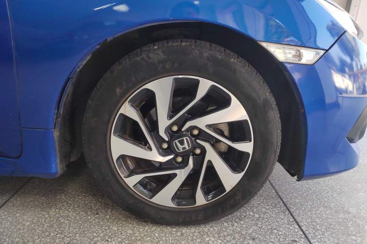 Used Honda Civic 2016 220TURBO CVT Luxury Edition
