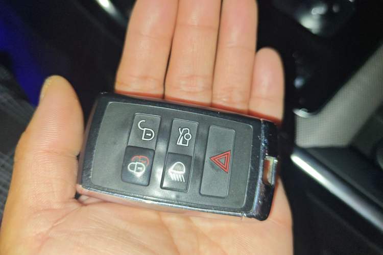 Used Jaguar XEL 2020 2.0T 200 PS R-DYNAMIC S Advanced Sport Edition
