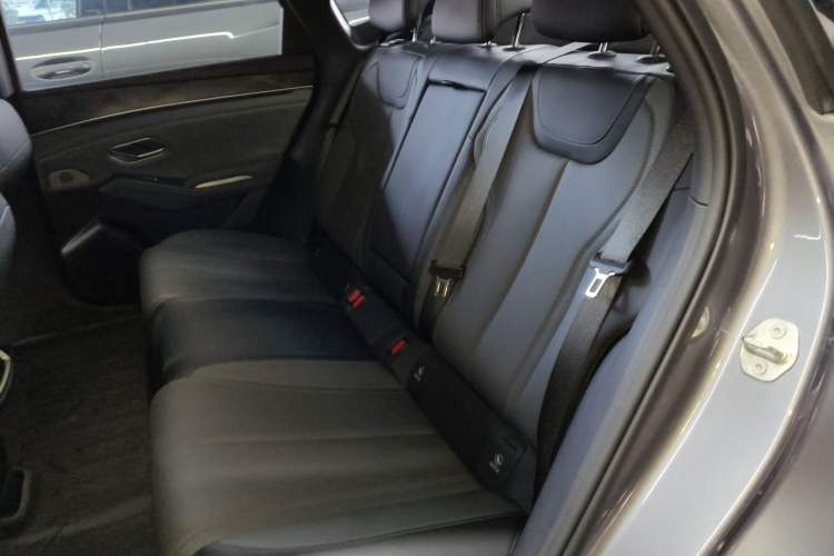 Used BYD Qin L 2025 DM-i Smart Drive 120KM Superior Model
