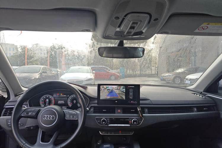 Used Audi A4L 2022 40 TFSI Stylish and Elegant Edition
