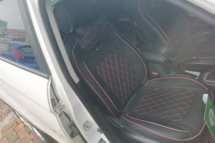 Used Changan CS35 2017 1.6L Manual Luxury Model
