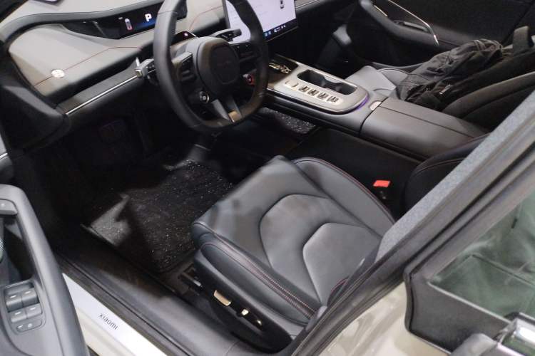 Used  SU7 2024 Rear-Drive Ultra-Long Range Advanced Pro-Level Intelligent Driving Version