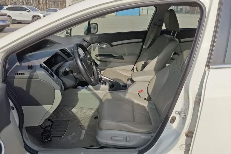 Used Honda Civic 2013 10th Anniversary 1.8L Automatic Luxury Edition
