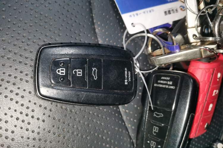 Used Toyota Avalon 2022 Dual-Engine 2.5L Luxury Edition