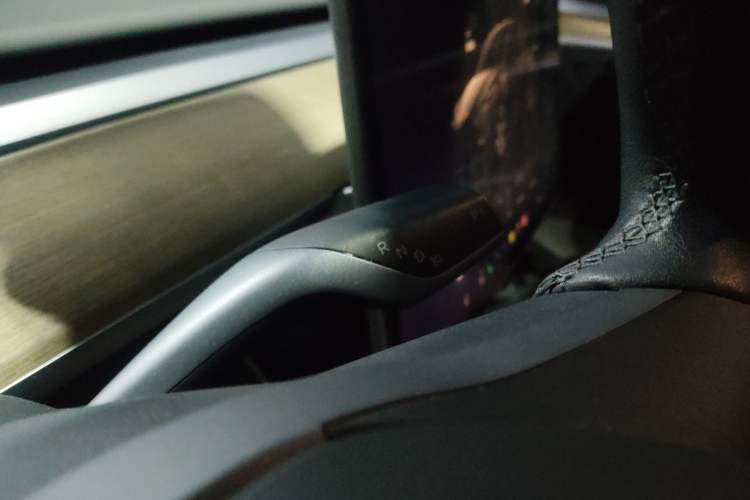 Used Tesla Model Y 2021 Revised Version 2 Long-Range All-Wheel-Drive Edition