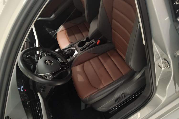 Used Volkswagen Lavida 2019 280TSI DSG Luxury Edition China VI Standard
