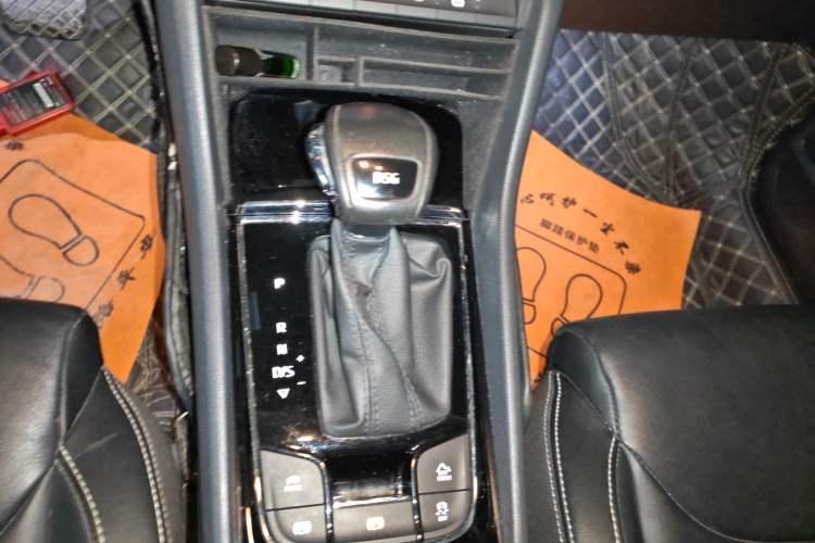 Used Skoda Kodiaq 2019 Facelifted TSI380 7-Seater All-Wheel-Drive Flagship Version China VI Standard