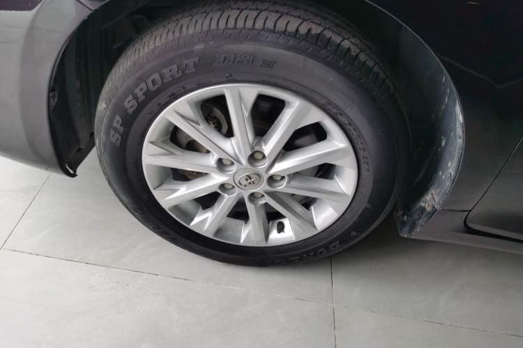 Used Toyota Camry 2016 2.0E 10th Anniversary Elite Edition