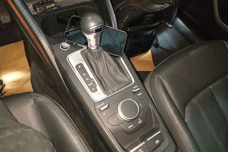 Used Audi Q2L 2022 35 TFSI Fashionable and Elegant Model
