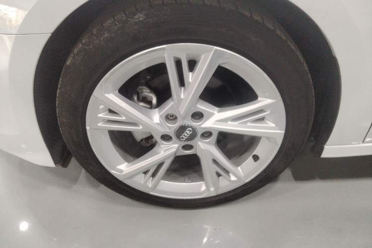 Used Audi A3 2021 A3L Limousine 35 TFSI Fashionable and Elegant Model
