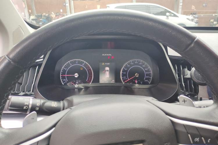 Used Haval H2s 2017 Red-Label 1.5T Dual-Clutch Luxury Model
