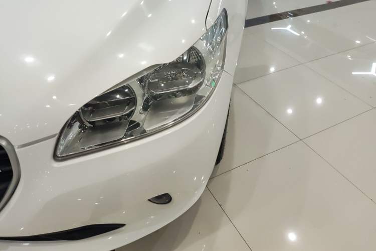 Used Peugeot 301 2016 1.6L Manual Comfort Edition
