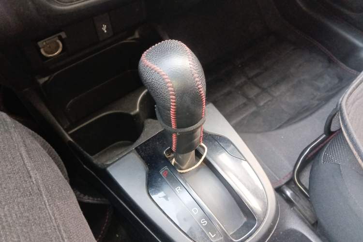 Used Honda Fit 2014 1.5L LX CVT Comfort Model
