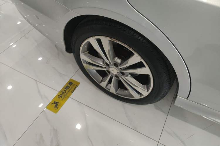 Used Mercedes-Benz E-Class 2015 E 260 L Sport Edition
