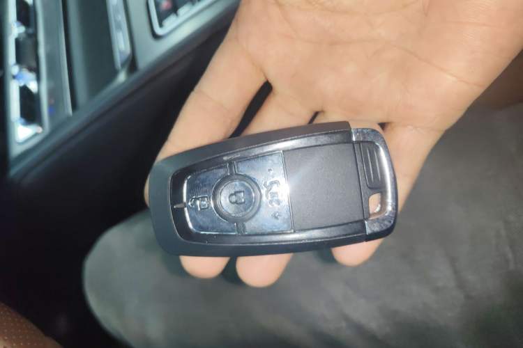 Used Lincoln Z 2025 2.0T Prestige Hybrid Edition
