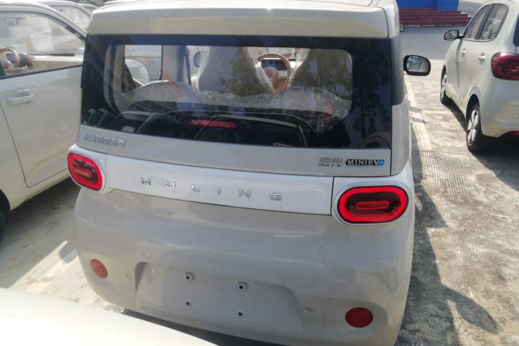Used Wuling Hongguang MINIEV 2024 3rd Generation 215km Youth Edition
