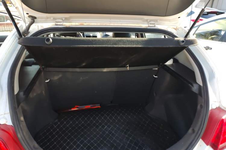 Used Geely Auto Emgrand 2016 Hatchback RS 1.5L CVT Upward Edition
