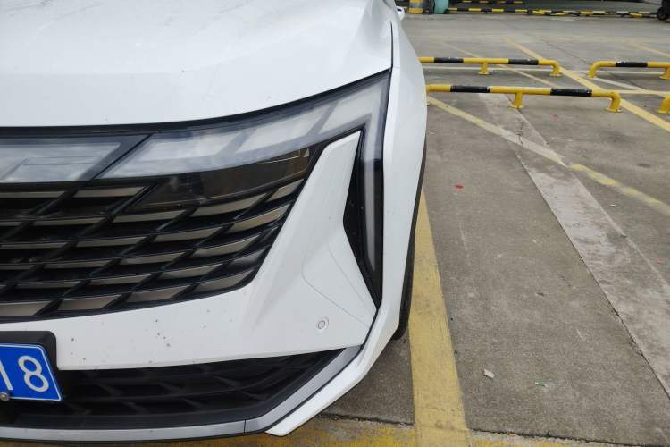 Used Geely Auto FX11 2024 1.5TD DCT Prestige Edition
