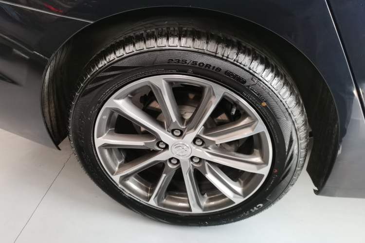 Used Buick LaCrosse 2019 28T Luxury Model