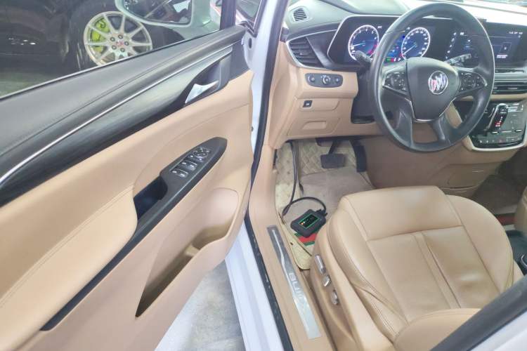 Used Buick GL8 2021 ES Land Cruiser 653T Flagship Model
