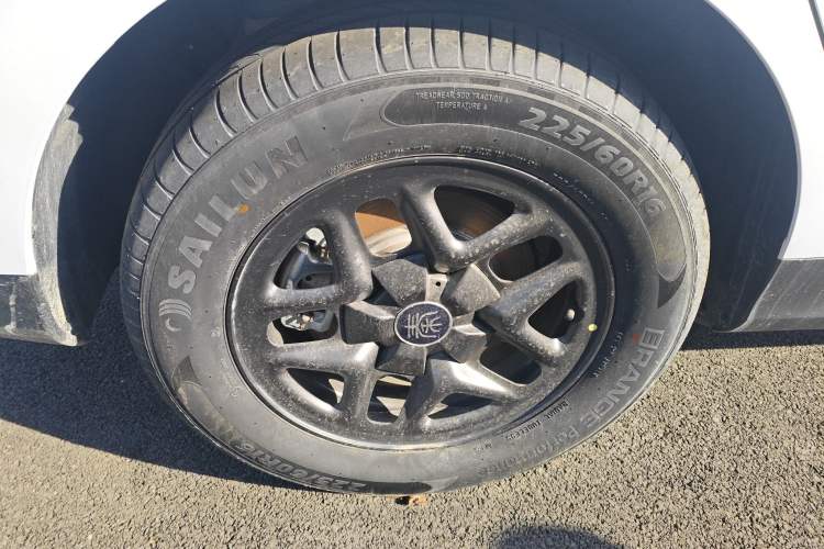 Used BYD Qin PLUS 2025 DM-i Smart Drive 55KM Leading Model
