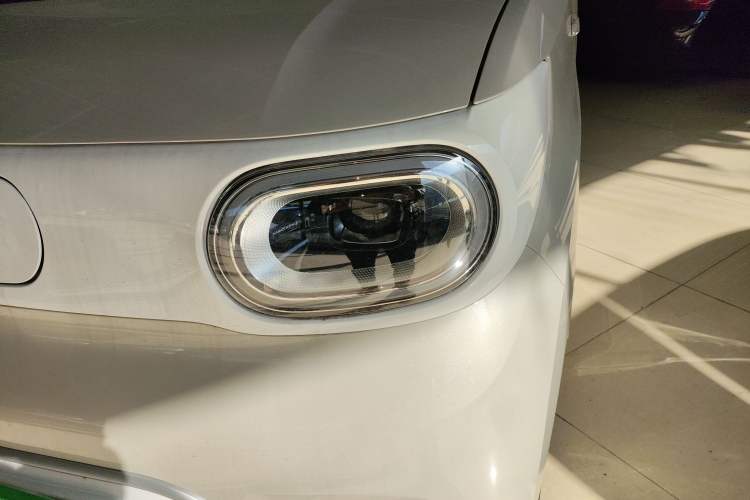 Used Wuling Hongguang MINIEV 2024 3rd Generation 215km Youth Edition