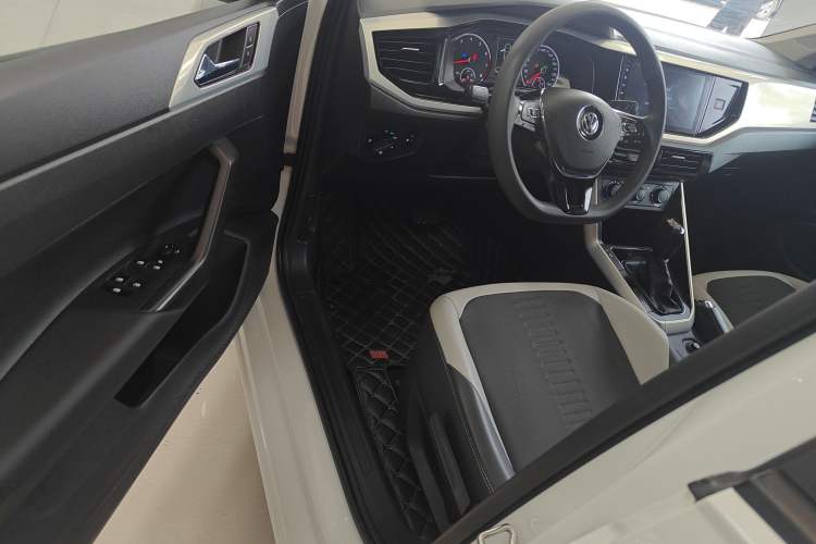 Used Volkswagen Polo 2019 Plus 1.5L Automatic Colorful Technology Edition
