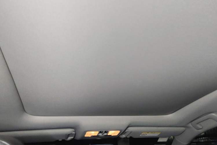 Used Toyota Highlander 2018 2.0T Four-Wheel Drive Luxury Version 7 Seats China VI Standard
