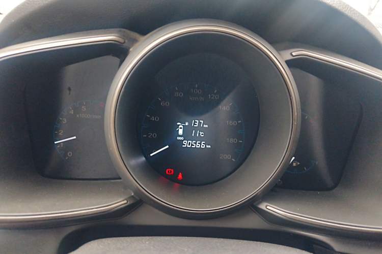 Used Oshan CX70 2016 1.6L manual luxury version