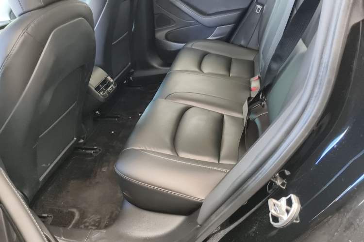 Used Tesla Model 3 2019 Standard Range Rear-Drive Upgraded Version
