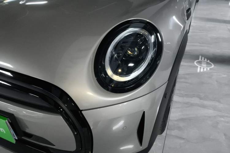 Used  MINI 2023 1.5T COOPER Artist
