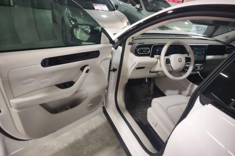 Used Leapmotor C11 2023 Range-Extended 180 Comfort Edition
