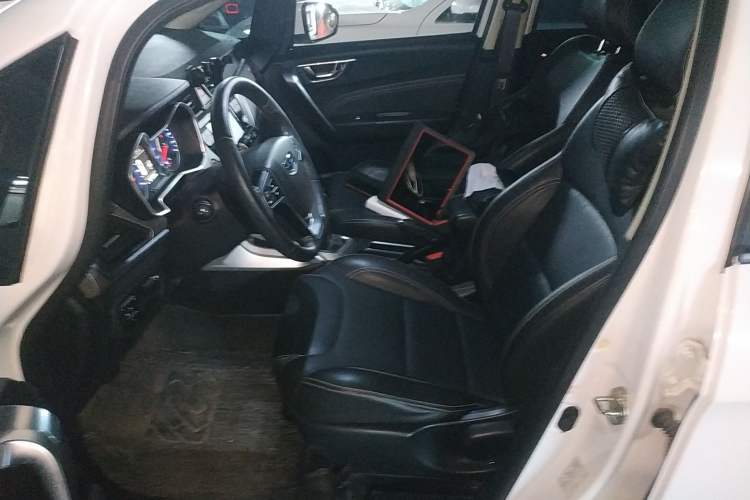 Used Geely Auto Vision X3 2017 1.5L Manual Elite Model
