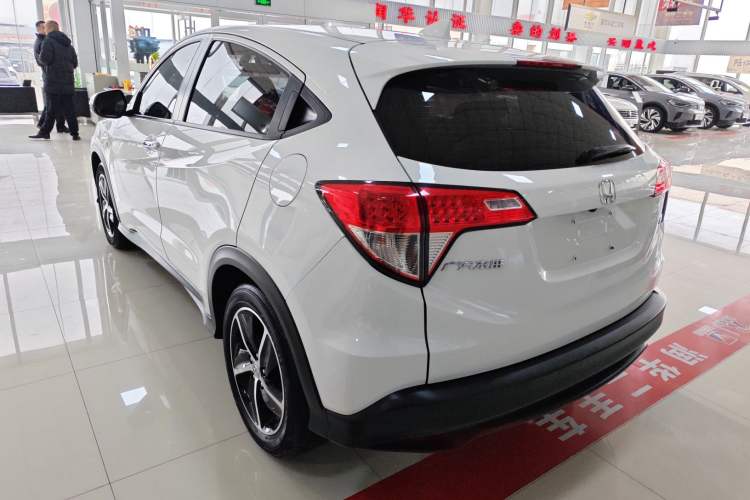 Used Honda Vezel 2020 1.5L CVT Pioneer Edition