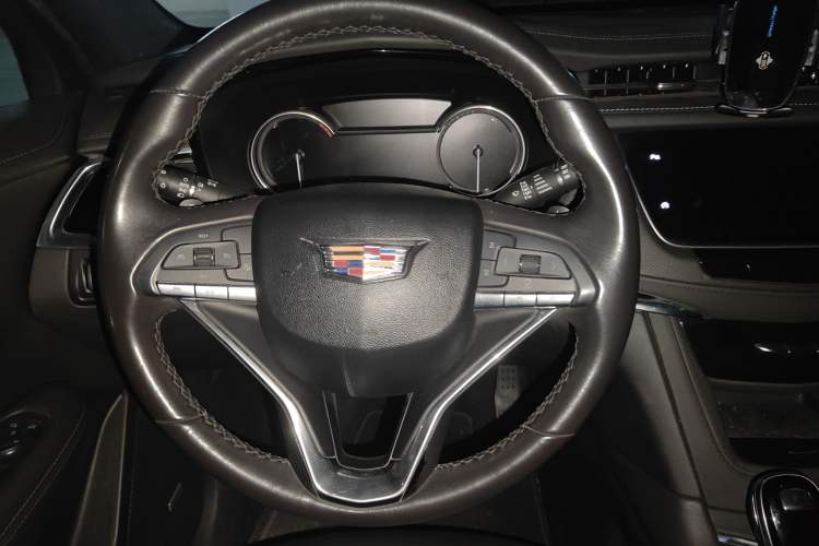 Used Cadillac XT6 2020 28T Six-Seater Fashion Edition