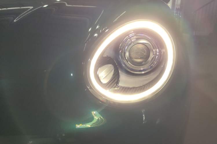 Used ORA Good Cat 2022 Morandi Edition 400km Standard Range Luxury Version Lithium Iron Phosphate
