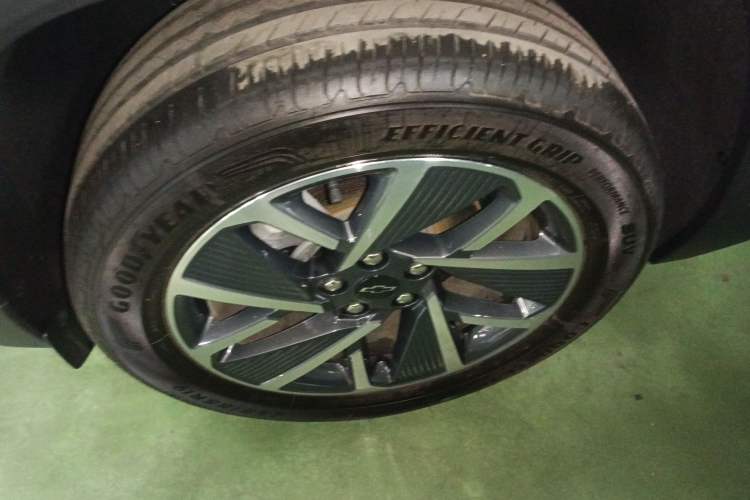 Used Chevrolet Equinox Plus 2024 102km RS Ultimate Edition
